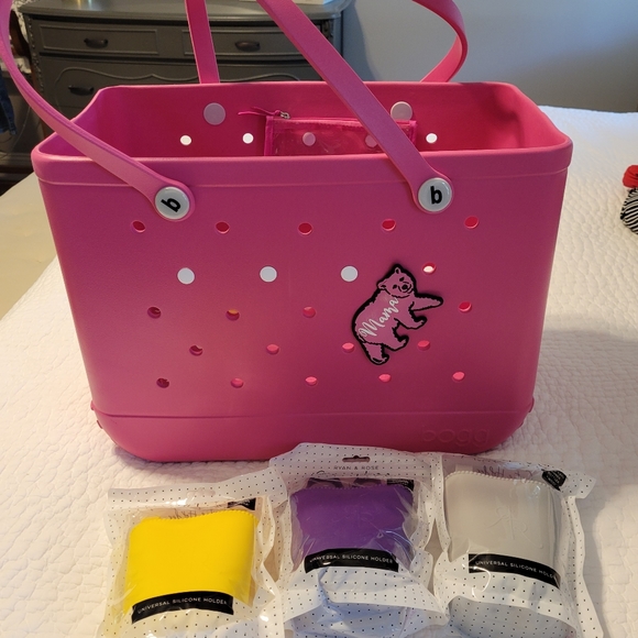 BOGG BAG Bags Og Haute Pink Bogg Bag And 3 Cutie Cups Poshmark